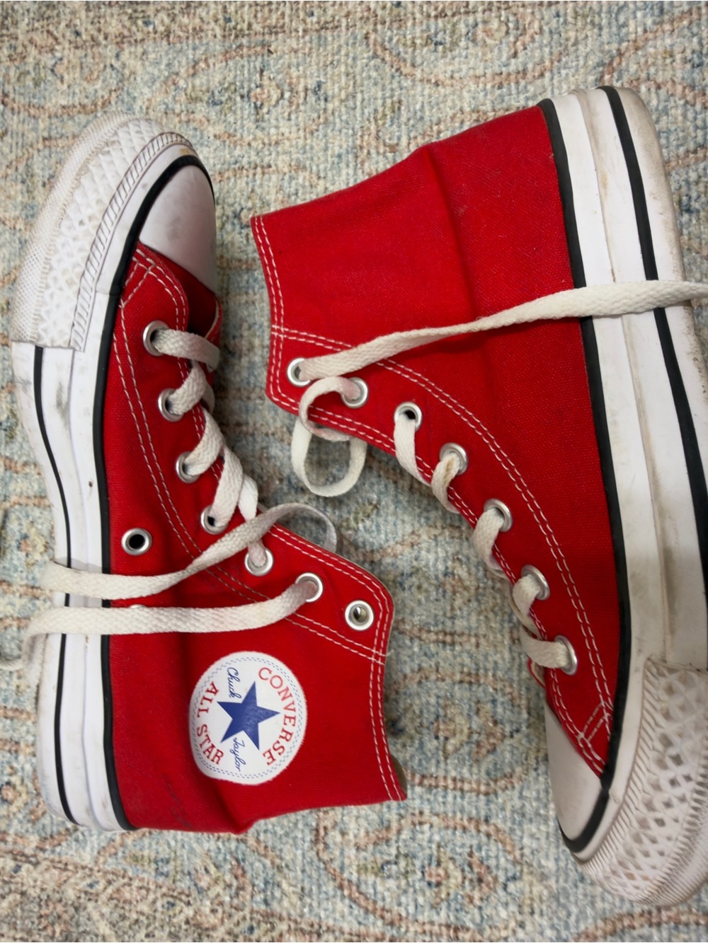 Classic Red Converse Chuck Taylor All Stars size 7